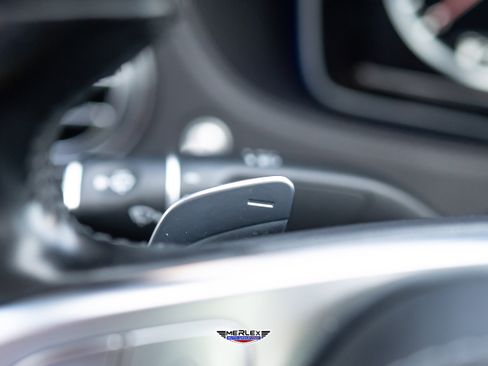 Used 2017 Mercedes-Benz S 550 Sedan image 28