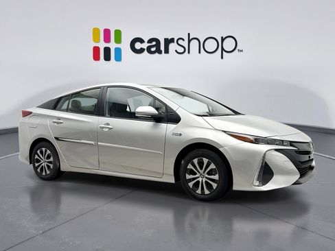 Used 2021 Toyota Prius Prime XLE w/ Carpet Mat Package (TMS) image 7