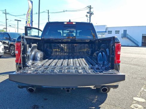 Used 2025 RAM 1500 Big Horn AWD/4WD image 28