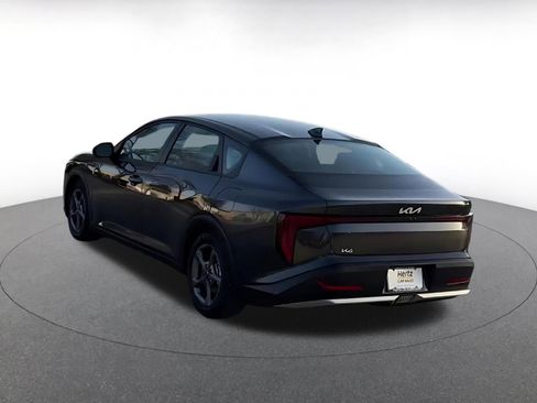 Used 2025 Kia K4 LXS image 11