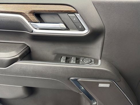 Used 2024 GMC Sierra 1500 Elevation w/ Elevation Premium Package image 30