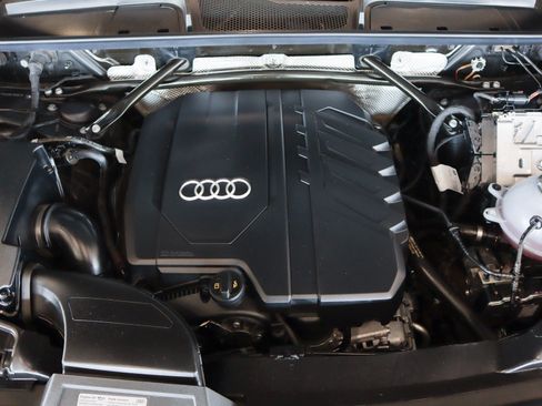Used 2023 Audi Q5 2.0T Prestige w/ Prestige Package AWD/4WD image 4