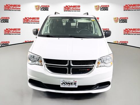 Used 2019 Dodge Grand Caravan SE w/ UConnect Hands-Free Group FWD image 12
