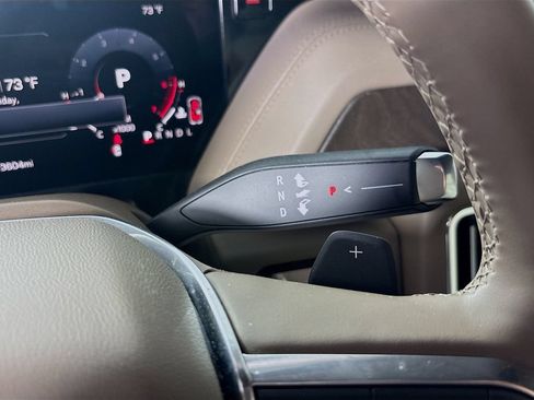 Used 2026 GMC Yukon Denali w/ Sun & Power Step Package AWD/4WD image 19