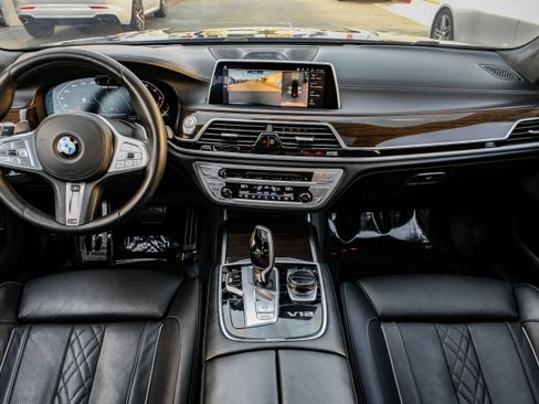 Used 2020 BMW M760i xDrive AWD/4WD image 13