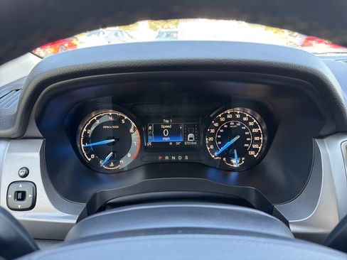 Used 2019 Ford Ranger XLT w/ Equipment Group 302A Luxury AWD/4WD image 29
