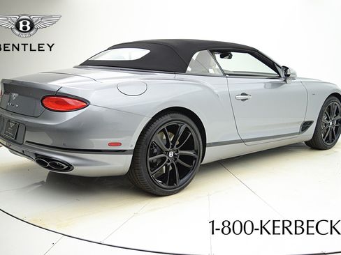 Used 2024 Bentley Continental GT image 23