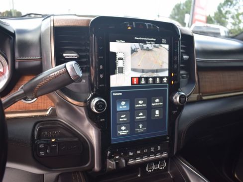 Used 2022 RAM 3500 Limited AWD/4WD image 22