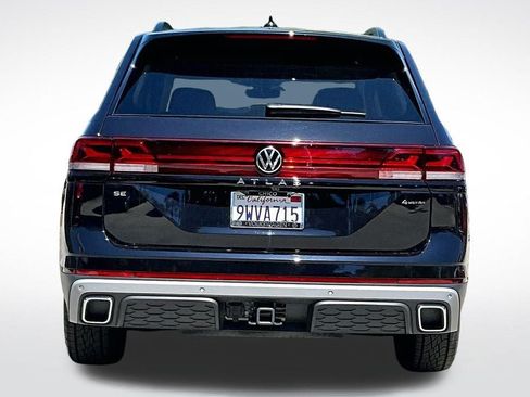 Certified 2026 Volkswagen Atlas Peak Edition AWD/4WD image 3