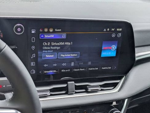 New 2026 Chevrolet Equinox LT FWD image 15