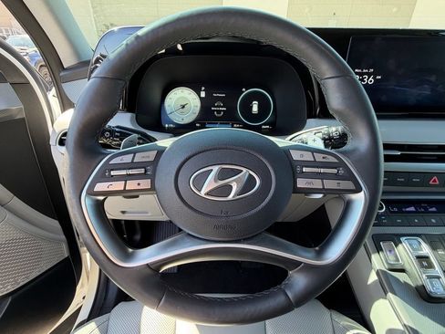 Used 2025 Hyundai Palisade SEL FWD image 15