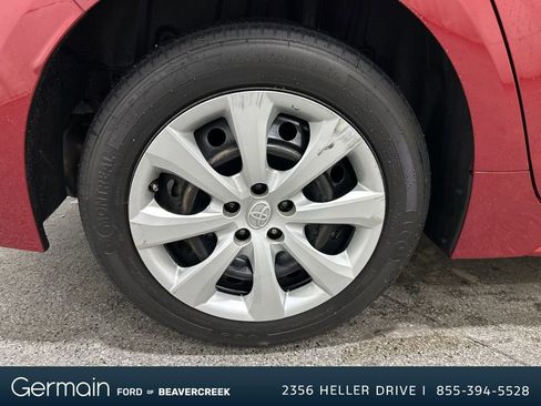 Used 2022 Toyota Corolla LE image 12