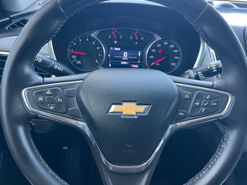 Used 2019 Chevrolet Equinox LT AWD/4WD image 20
