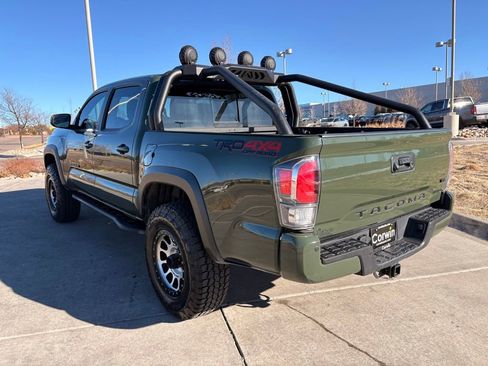 Used 2022 Toyota Tacoma TRD Off-Road w/ TRD Premium Off Road Package image 9