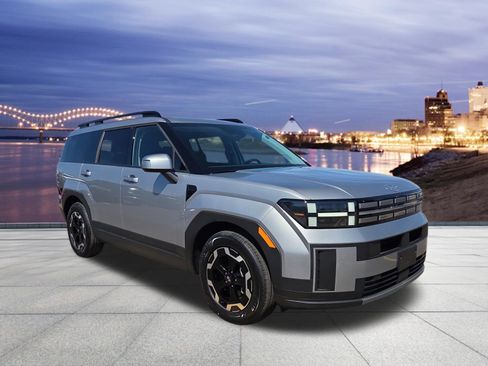 Used 2025 Hyundai Santa Fe SEL image 4