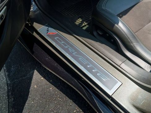 Used 2016 Chevrolet Corvette Z06 w/ 3LZ Preferred Equipment Group RWD image 19