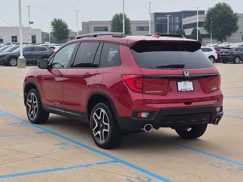 Used 2023 Honda Passport Elite image 8
