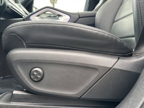 Used 2024 Mercedes-Benz GLE 450e 4MATIC image 13