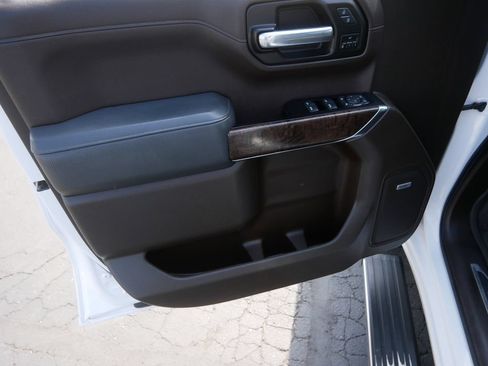 Used 2019 GMC Sierra 1500 Denali w/ Denali Ultimate Package AWD/4WD image 16
