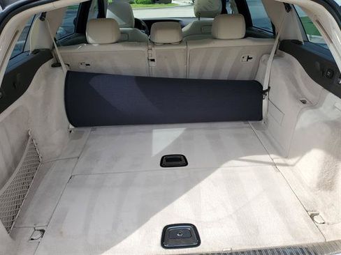 Used 2018 Mercedes-Benz E 400 4MATIC Wagon image 29