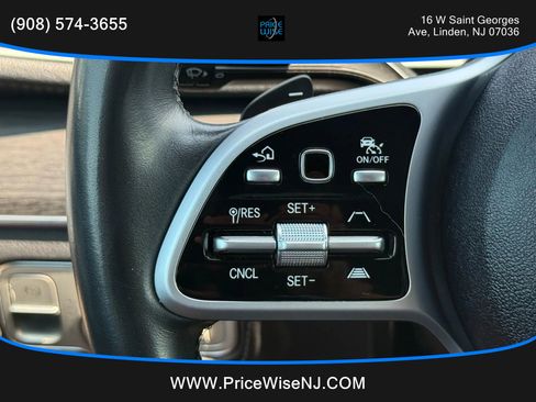 Used 2021 Mercedes-Benz GLS 450 4MATIC image 12