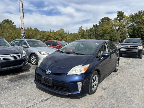 Used 2012 Toyota Prius Two image 3