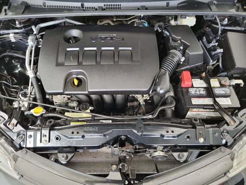 Used 2017 Toyota Corolla XLE FWD image 24