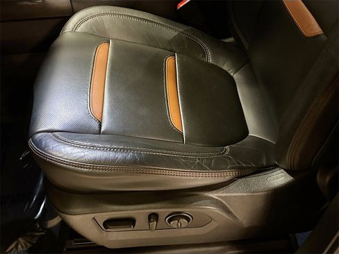 Used 2020 GMC Sierra 1500 AT4 w/ AT4 Premium Package image 23