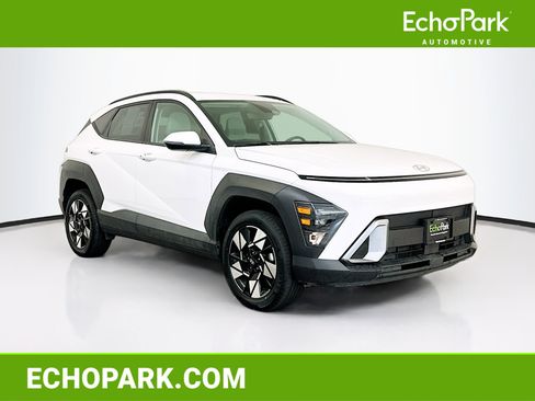 Used 2025 Hyundai Kona SEL image 1
