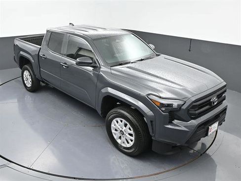 Certified 2026 Toyota Tacoma SR RWD image 37