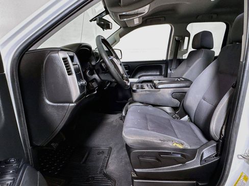 Used 2019 Chevrolet Silverado 1500 LT RWD image 17
