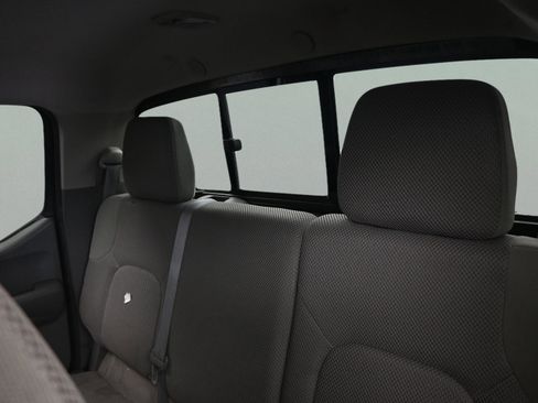 Used 2014 Nissan Frontier SV w/ SV Value Truck Package AWD/4WD image 37