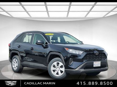Used 2021 Toyota RAV4 LE AWD/4WD image 1