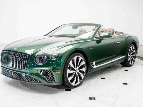 Used 2024 Bentley Continental GT V8 image 5
