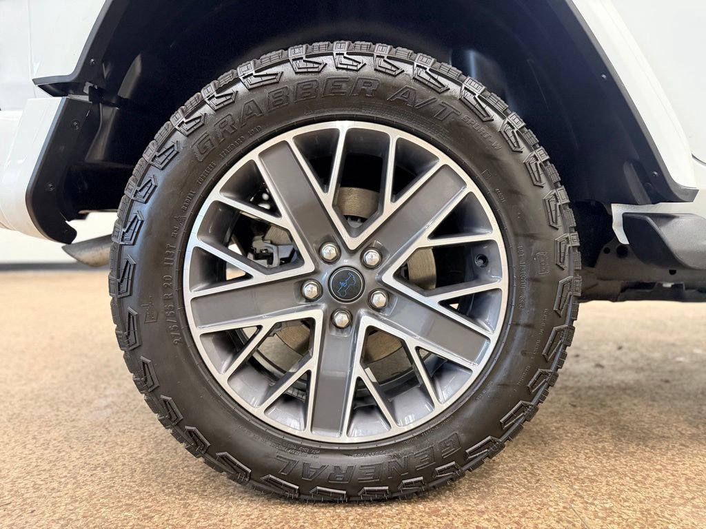 Used 2024 Jeep Wrangler High Altitude AWD/4WD image 27