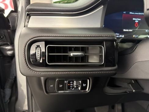 Used 2023 Lincoln Aviator 2WD w/ Class IV Trailer Tow Package image 21