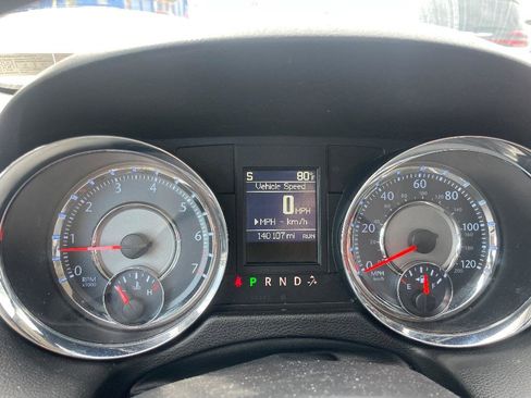 Used 2011 Chrysler Town & Country Touring-L w/ Entertainment Group #2 image 16