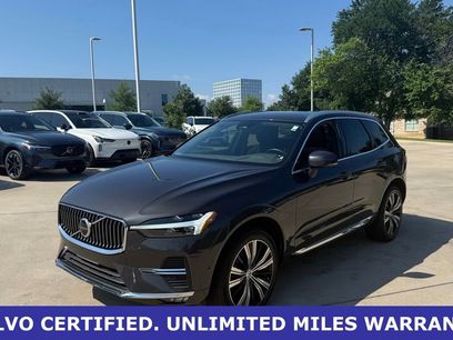 Used 2023 Volvo XC60 B5 Plus w/ Climate Package