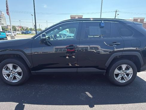 Certified 2025 Toyota RAV4 XLE AWD/4WD image 4