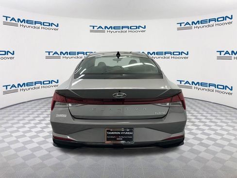 Used 2023 Hyundai Elantra Limited w/ Cargo Package FWD image 4