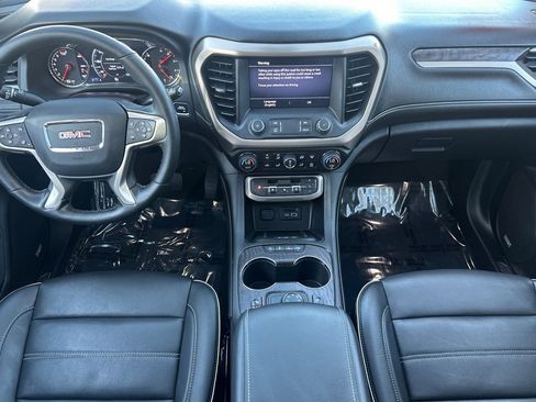 Used 2023 GMC Acadia Denali w/ Denali Ultimate Package image 16