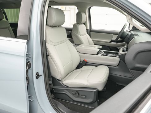 New 2026 Ford Expedition Max Active image 29