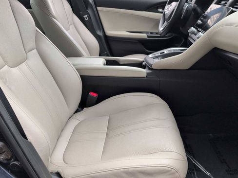 Used 2019 Honda Insight Touring image 21