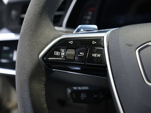 Used 2021 Audi RS 6 AVANT WAGON 4D image 44