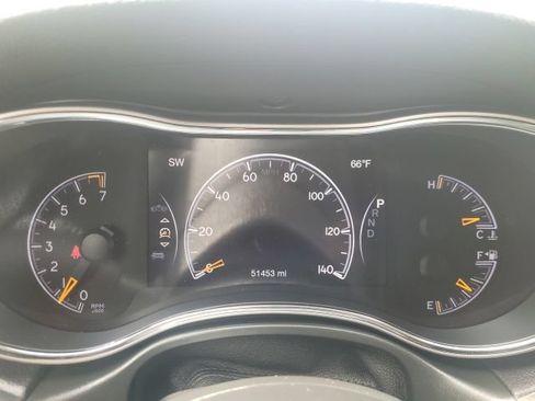 Used 2020 Jeep Grand Cherokee Limited AWD/4WD image 22