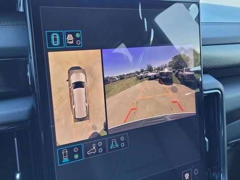 New 2026 GMC Yukon XL AT4 AWD/4WD image 16
