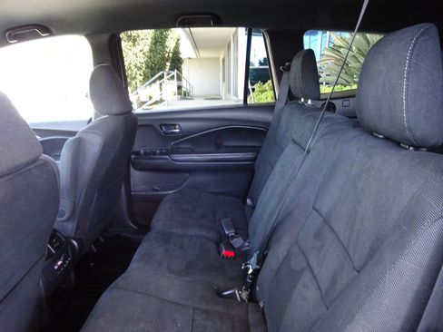 Used 2022 Honda Pilot Sport image 20