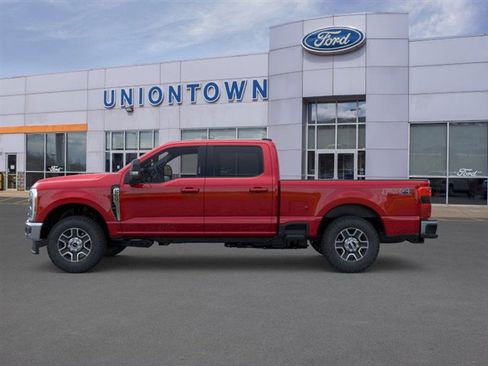 New 2026 Ford F250 Lariat w/ FX4 Off-Road Package image 3