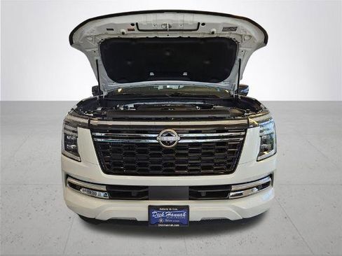 Certified 2025 Nissan Armada Platinum Reserve AWD/4WD image 5