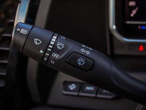 Used 2024 GMC Sierra 2500 AT4 w/ Technology Package image 24